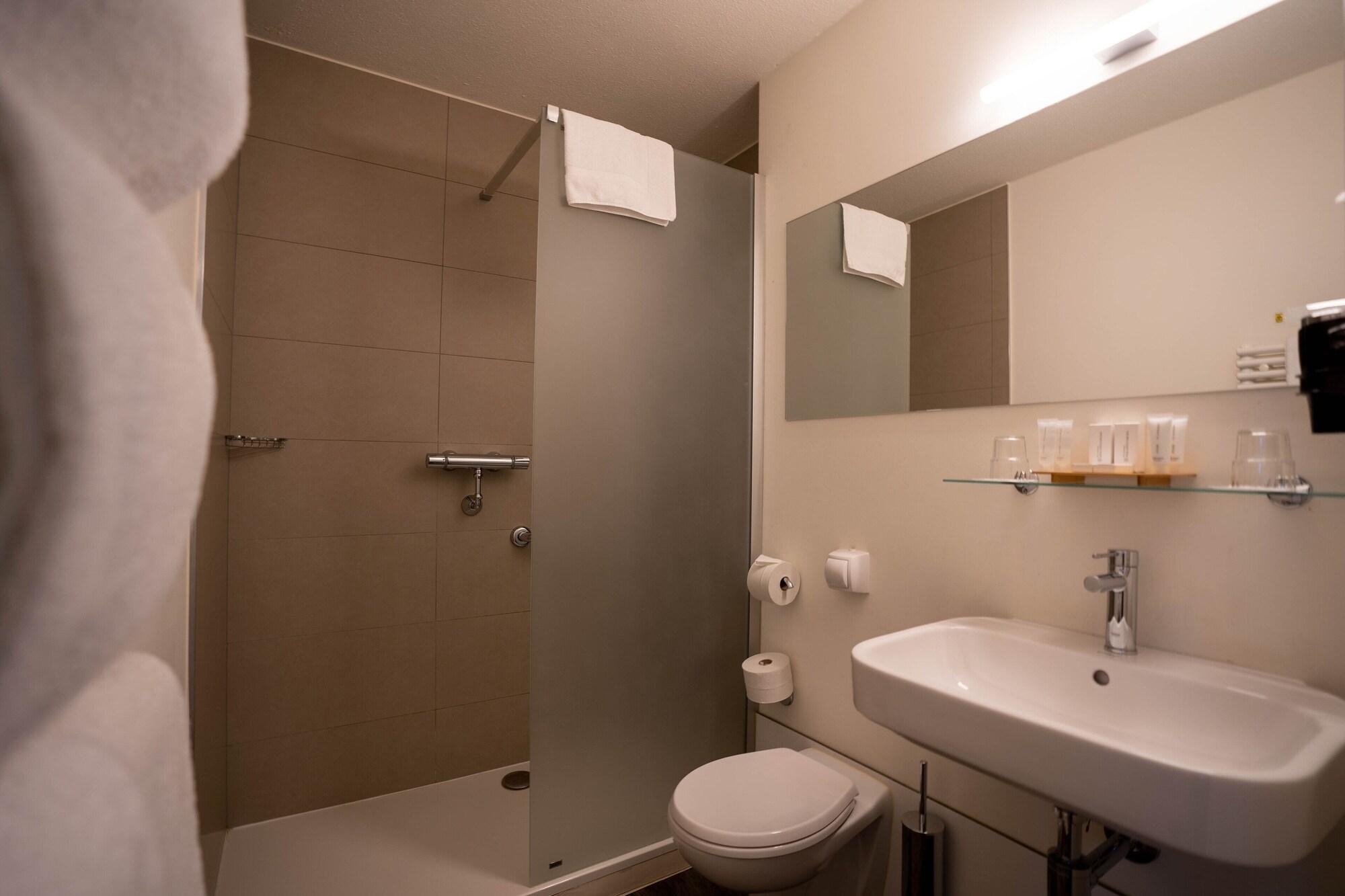 Gosset Hotel Grand-Bigard Extérieur photo